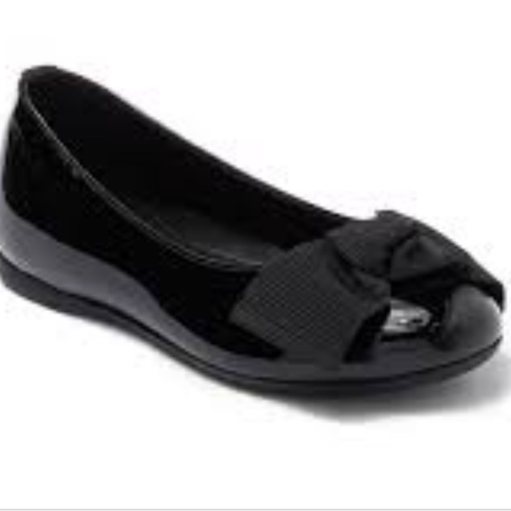 Girls Burberry dress shoes size 27